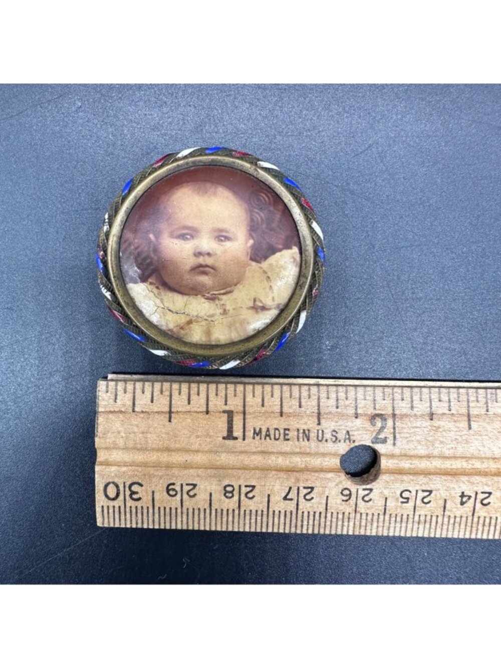 Antique Victorian Mourning Photo Brooch Pin Child Baby Brass Enamel Patriotic - Picture 8 of 8